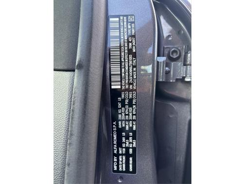 2018 Alfa Romeo Stelvio Ti Sport