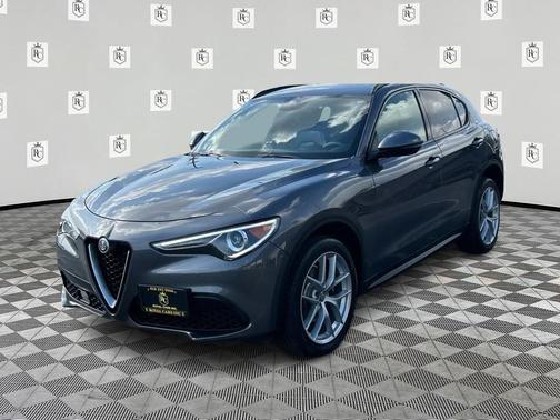 2018 Alfa Romeo Stelvio Ti Sport
