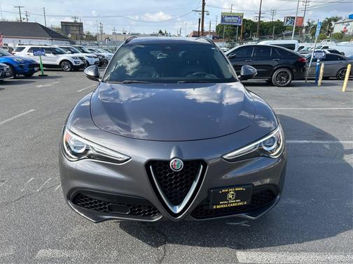 2018 Alfa Romeo Stelvio Ti Sport
