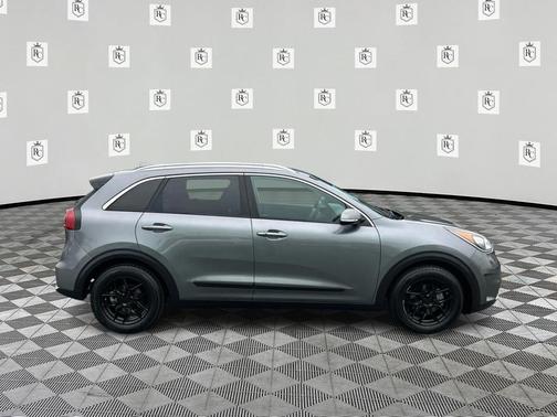 2017 Kia Niro EX