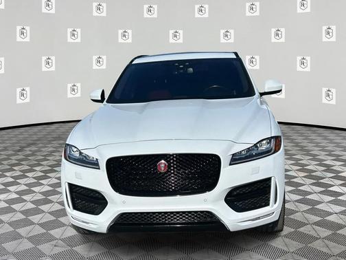 2017 Jaguar F-PACE 35t R-Sport