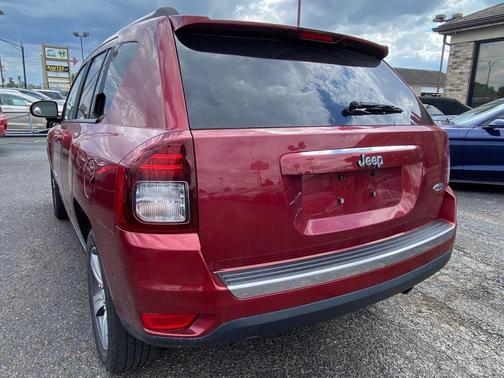 Deep Cherry Red Crystal Pearlcoat 2016 Jeep Compass High Altitude