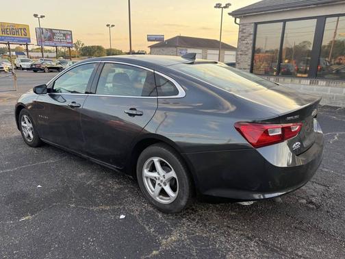2017 Chevrolet Malibu 1LS