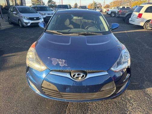 2017 Hyundai Veloster Base