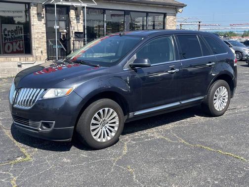 2013 Lincoln MKX Base