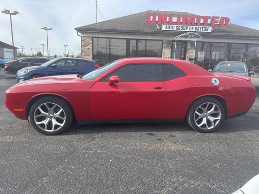 2015 Dodge Challenger SXT Plus