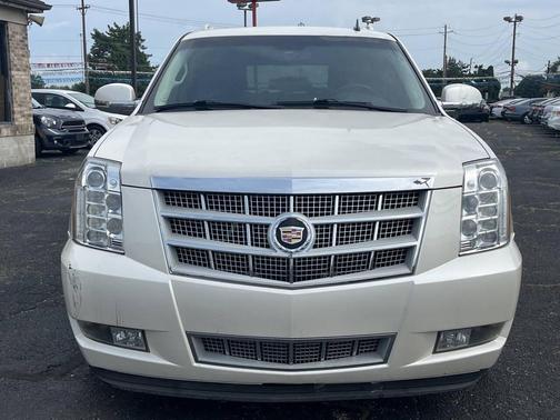 2014 Cadillac Escalade ESV Platinum Edition