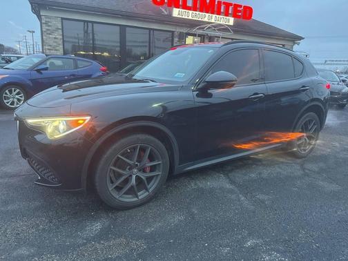 2018 Alfa Romeo Stelvio Sport