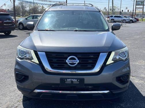 2017 Nissan Pathfinder S