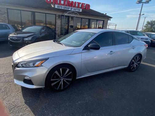 Brilliant Silver Metallic 2019 Nissan Altima 2.5 SR