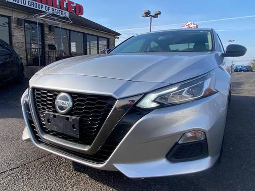 Brilliant Silver Metallic 2019 Nissan Altima 2.5 SR