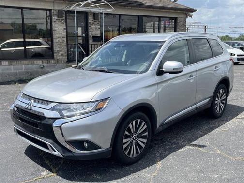 2020 Mitsubishi Outlander ES