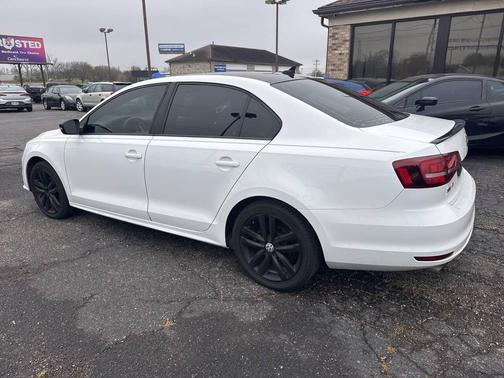 2018 Volkswagen Jetta 1.8T SE Sport