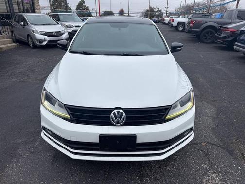 2018 Volkswagen Jetta 1.8T SE Sport