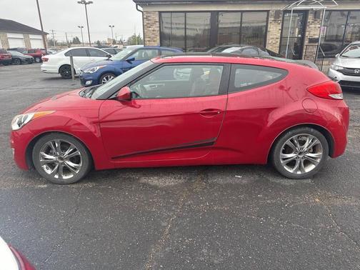 2013 Hyundai Veloster Base