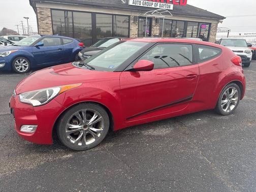 2013 Hyundai Veloster Base