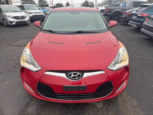 2013 Hyundai Veloster Base