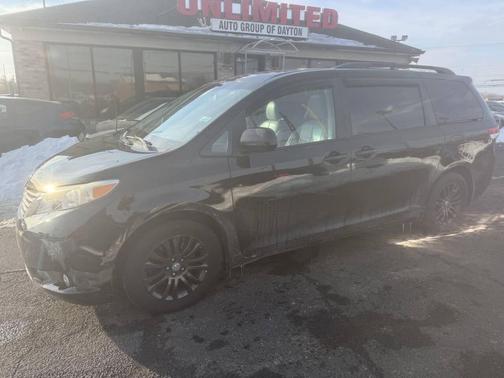 2011 Toyota Sienna XLE