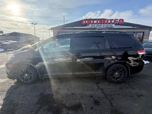2011 Toyota Sienna XLE
