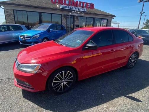 Tornado Red 2016 Volkswagen Jetta 1.8T Sport