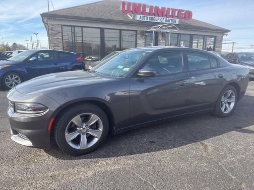 2017 Dodge Charger SXT
