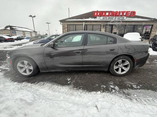 2017 Dodge Charger SXT