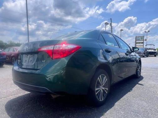 Green 2016 Toyota Corolla L