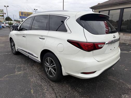 2017 INFINITI QX60 Base