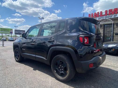 Black Clearcoat 2019 Jeep Renegade Sport