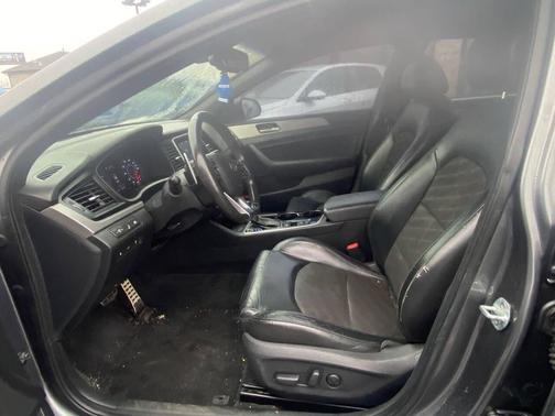 2019 Hyundai SONATA Sport