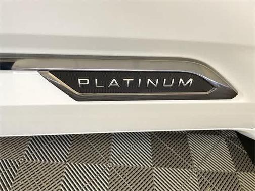 2025 Toyota Tundra Hybrid Platinum