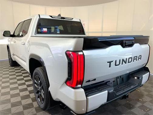 2025 Toyota Tundra Hybrid Platinum