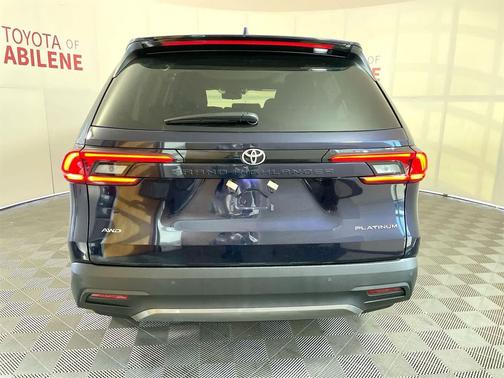 2026 Toyota Grand Highlander Platinum
