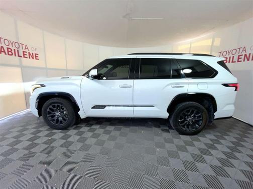 2023 Toyota Sequoia Platinum