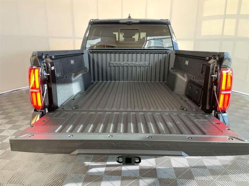 2026 Toyota Tacoma Hybrid Limited