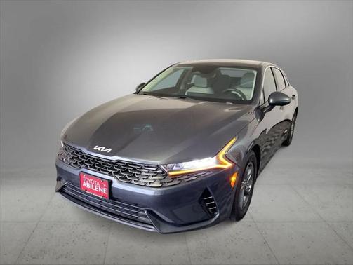 2022 Kia K5 LXS