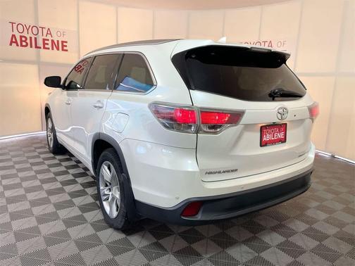 2016 Toyota Highlander Limited Platinum