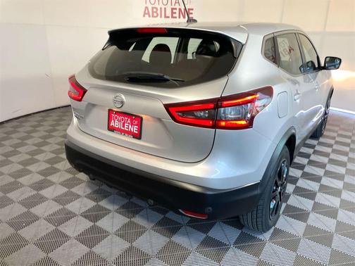 2021 Nissan Rogue Sport S