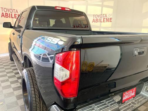 2015 Toyota Tundra SR5