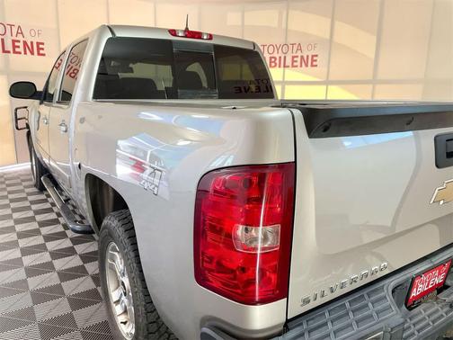 2008 Chevrolet Silverado 1500 LTZ Crew Cab
