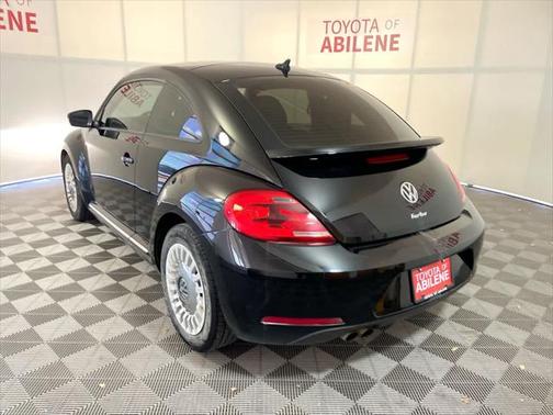 2016 Volkswagen Beetle 1.8T SE