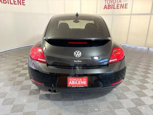 2016 Volkswagen Beetle 1.8T SE