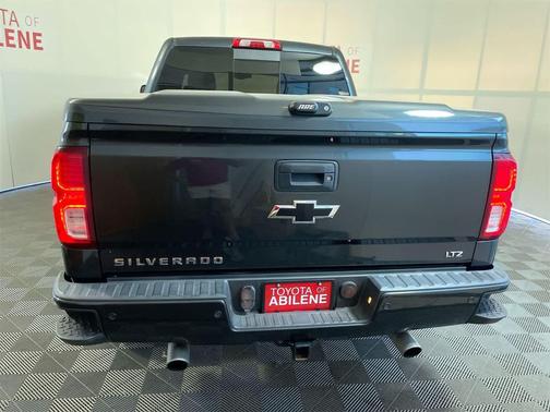 2018 Chevrolet Silverado 1500 LTZ