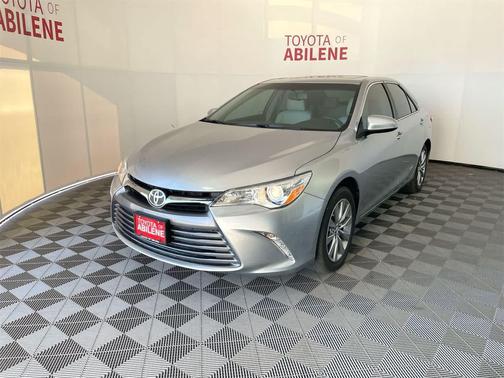 2016 Toyota Camry XLE