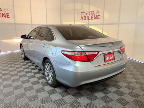 2016 Toyota Camry XLE