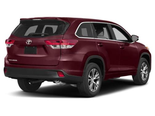2019 Toyota Highlander LE I4