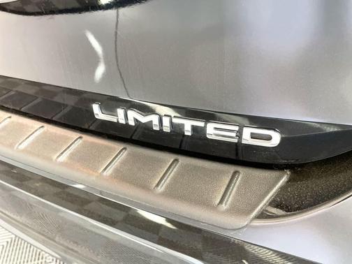 2023 Toyota Highlander Hybrid Limited