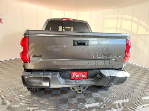 2017 Toyota Tundra SR5