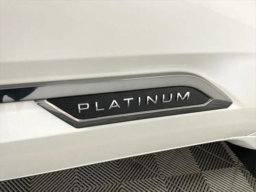 2025 Toyota Tundra Hybrid Platinum
