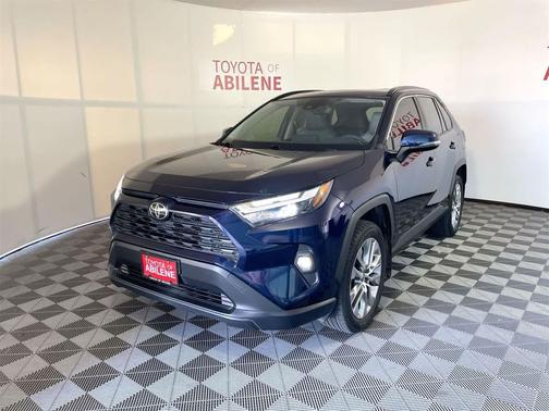 2022 Toyota RAV4 XLE Premium